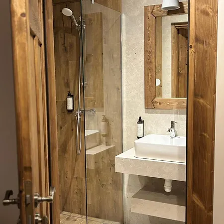 Wolniej Bezposrednio Przy Sciezce Rowerowej Velo Czorsztyn Apartman *